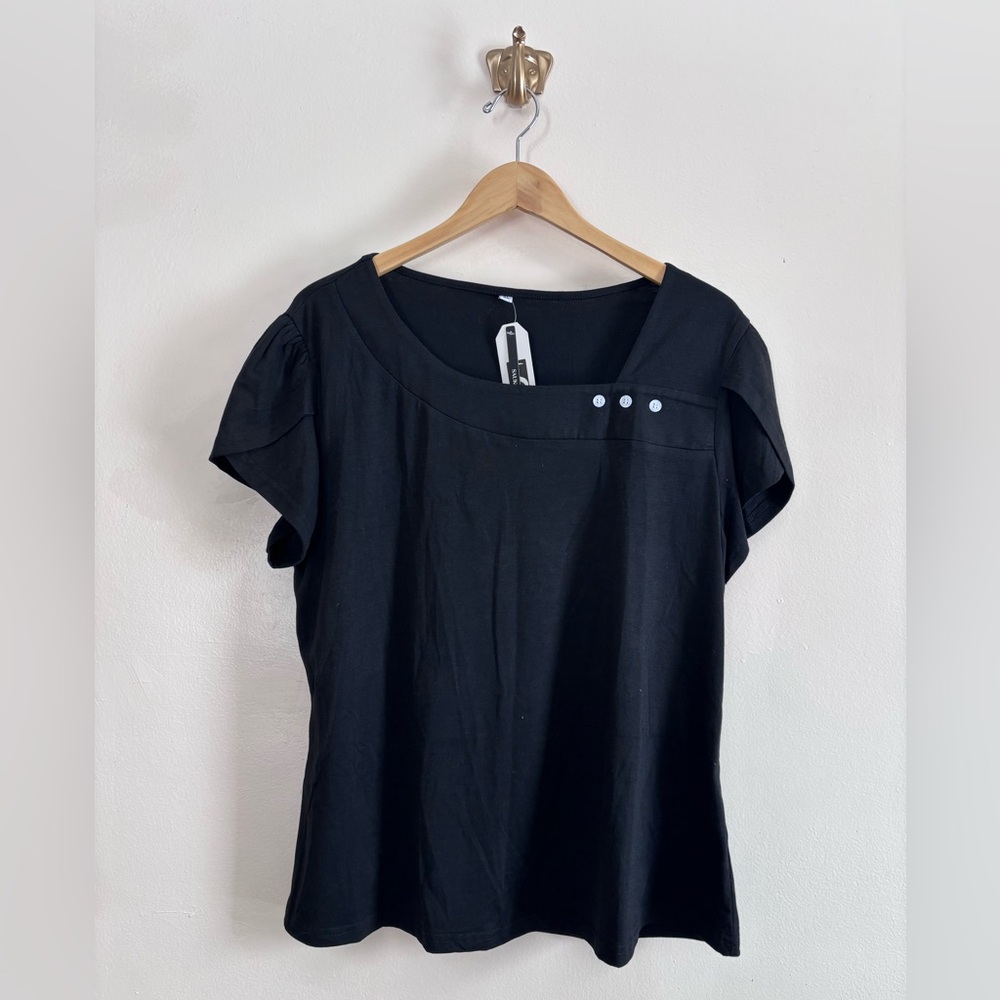 Saukole Asymmetric Black Button-Accent Tshirt size XL - Picture 2 of 5